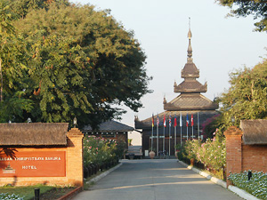 バガンティリピセヤサクラ・ホテル　－＞　Bagan Thiripyitsaya Sanctuary Resort 